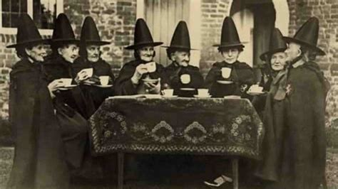 Collective noun for witches